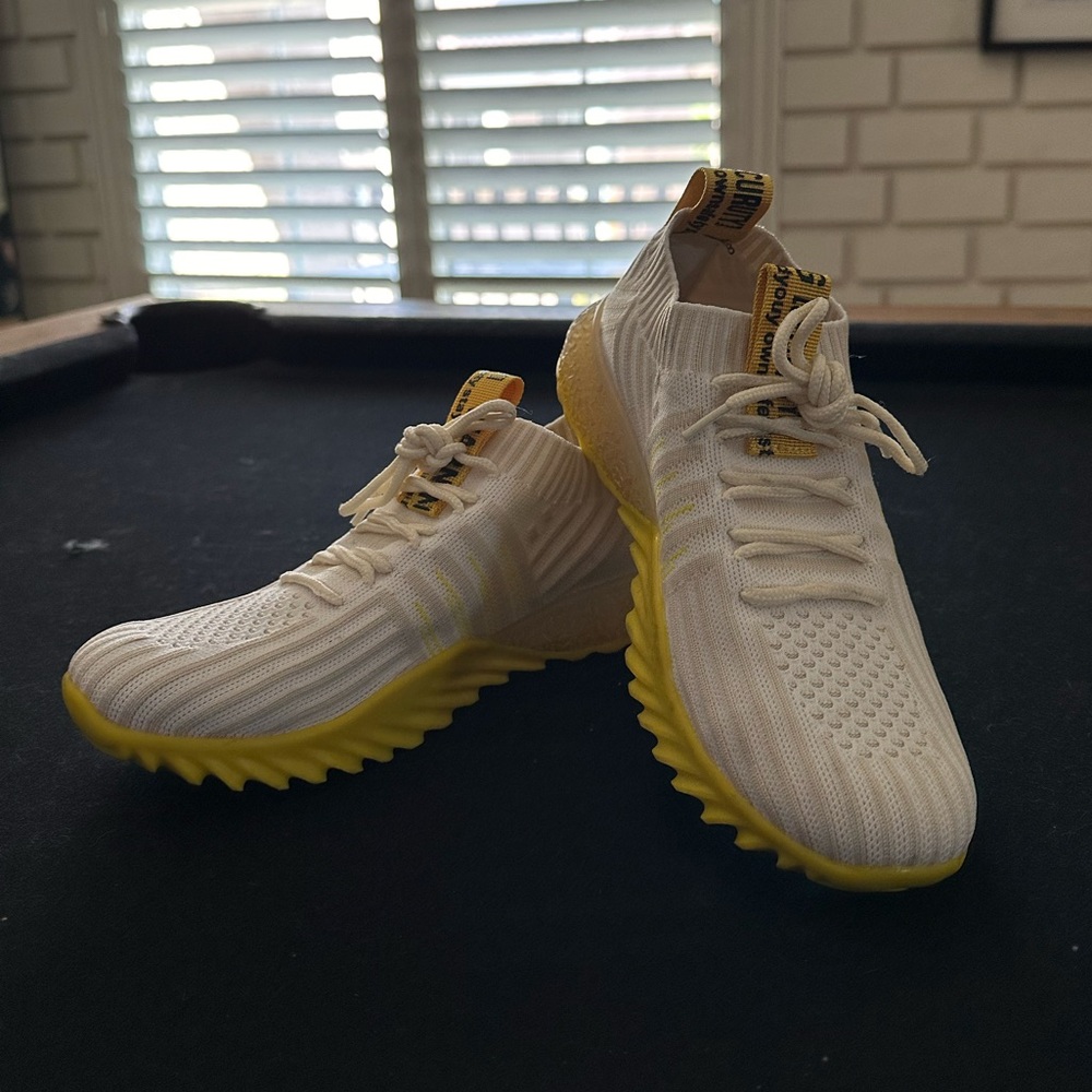 Jolimall Sneakers
